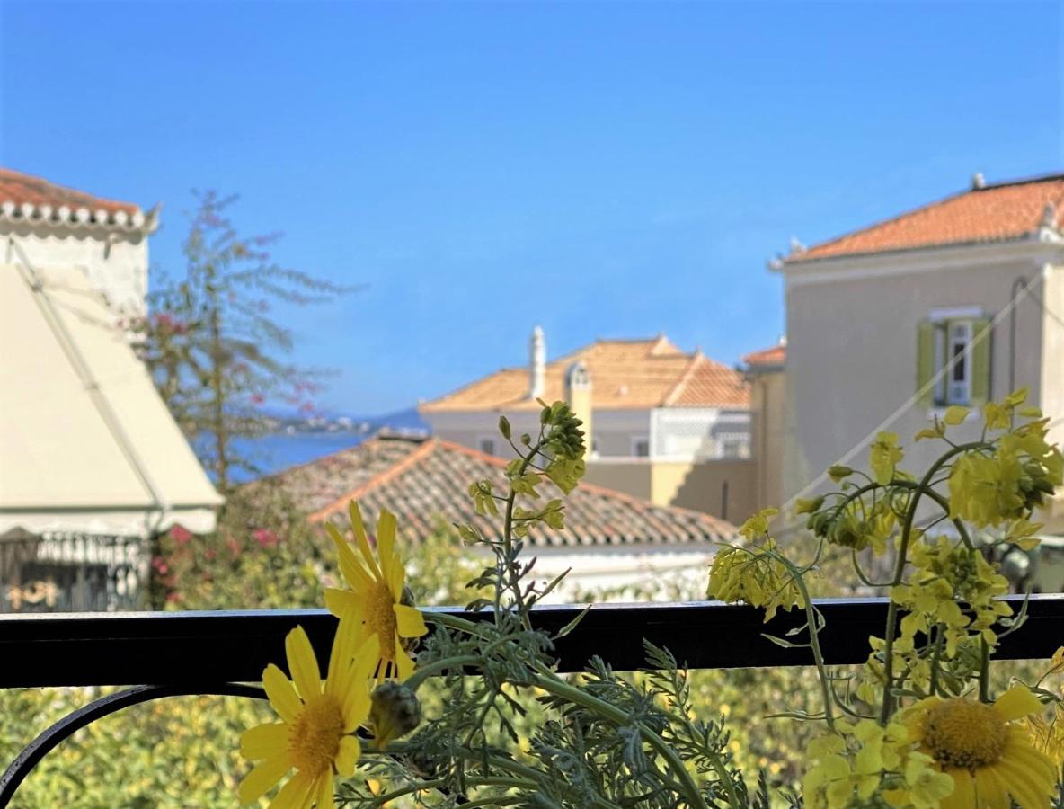 Summer House In Spetses Exteriör bild