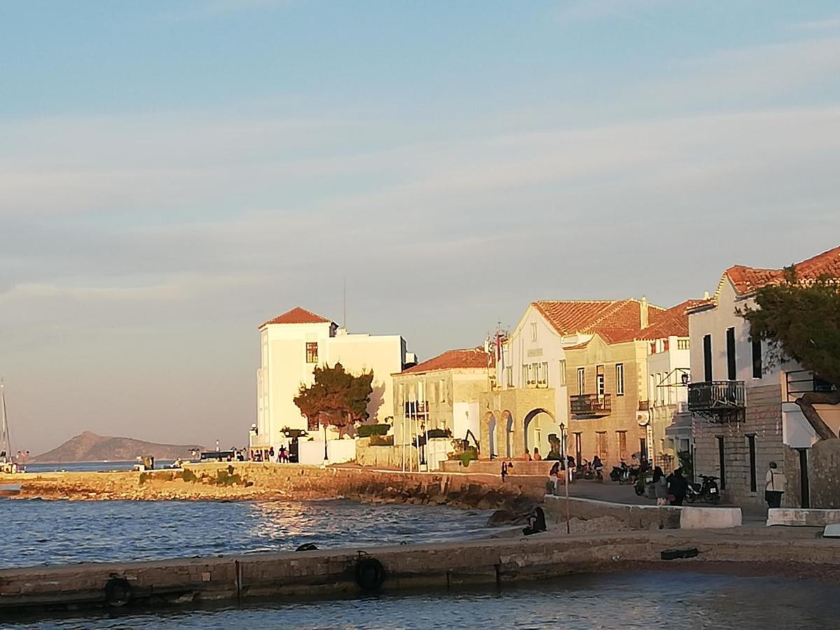 Summer House In Spetses Exteriör bild
